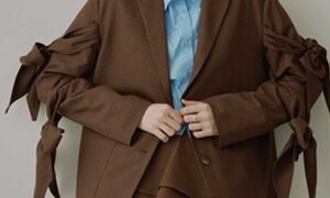 ぶらり途中下車の旅村上佳菜子のリボン付きジャケットのブランド