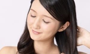 泉ピン子のポンポンするだけヘアファンデーション