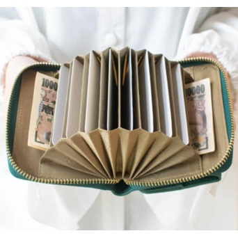 占い芸人島田秀平紹介のバルコスみどりの財布じゃばら