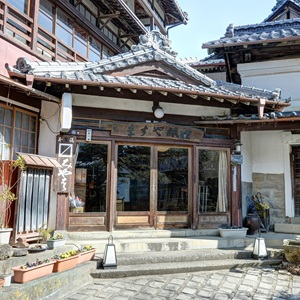 探偵さん、リュック開いてますよ温泉宿ロケ地