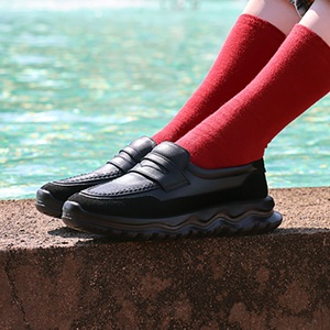 NHK「あさイチ」で紹介されたローファースニーカー